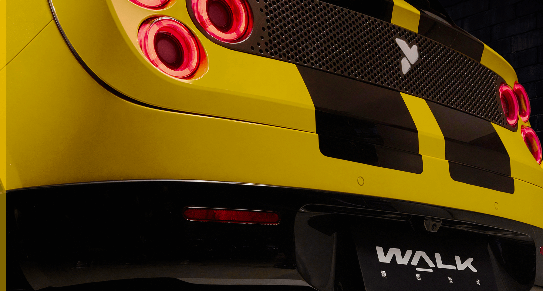 Firefly APW Edition side profile